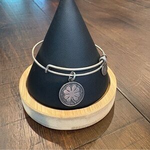 Alex and Ani Four Leaf Clover Charm Expandable Bracelet